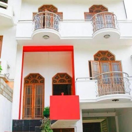 Kandy Walkers Hostel Tennekumbura Exteriör bild